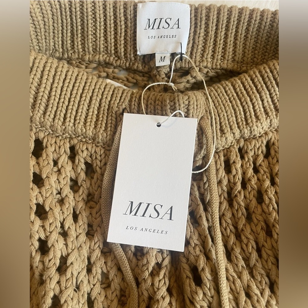 MISA Mini Shorts Size M - Picture 4 of 4
